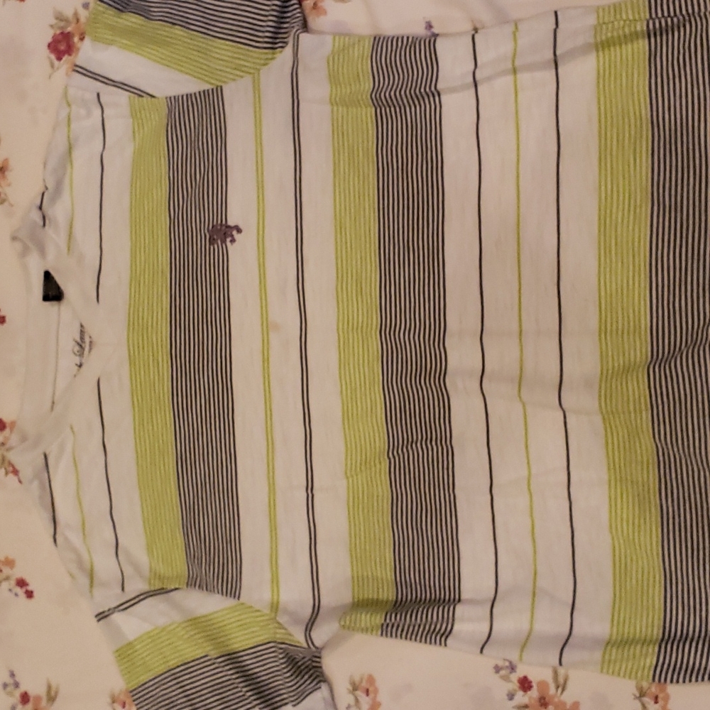 V neck tee